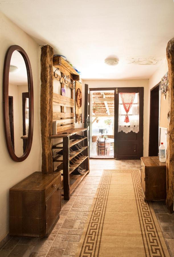 Villa Seosko Domacinstvo „Gabar” à Custica Extérieur photo