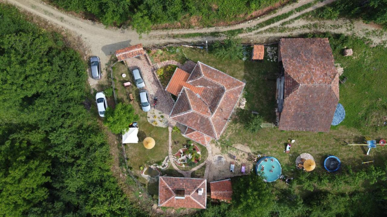 Villa Seosko Domacinstvo „Gabar” à Custica Extérieur photo